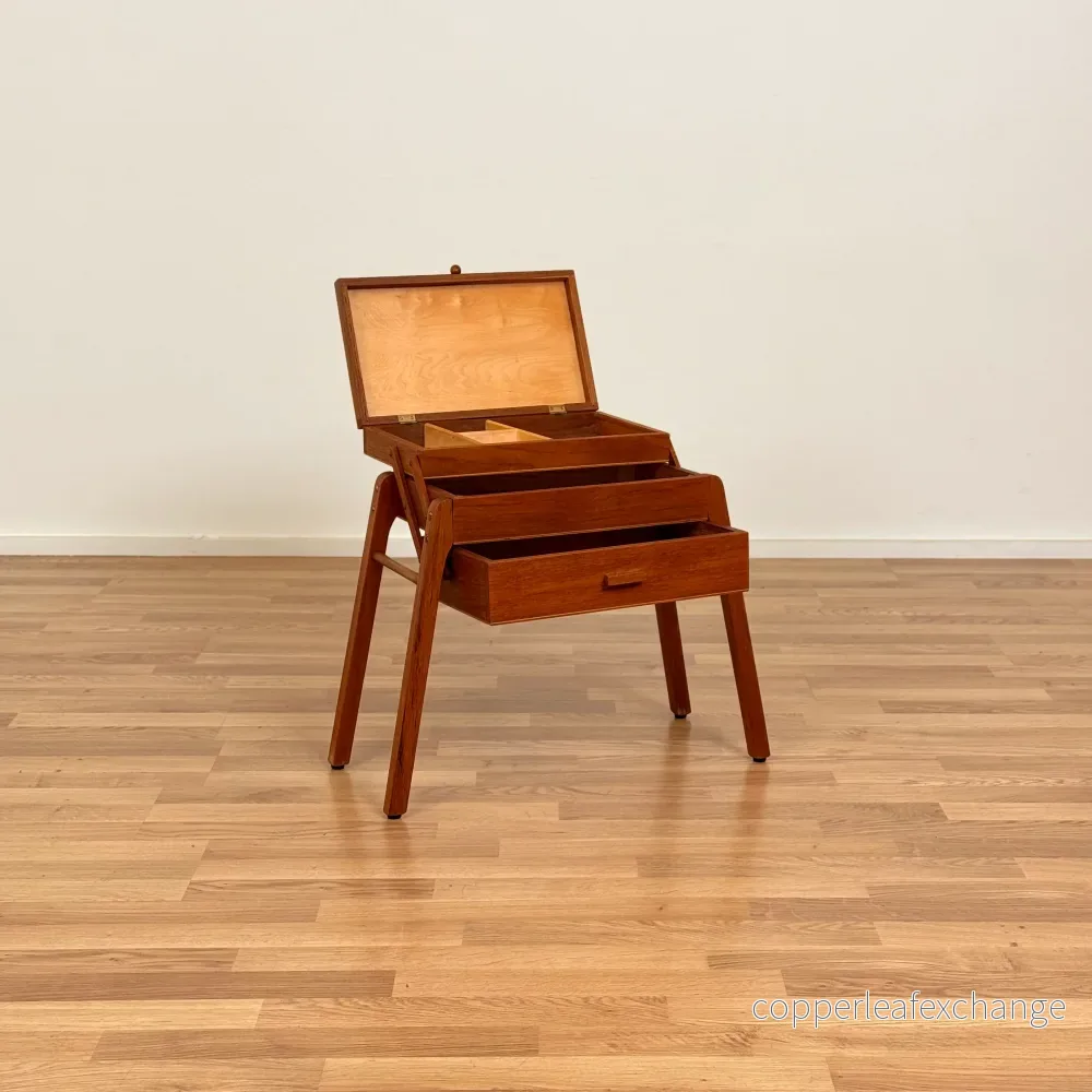 Sidobord / Skrivbord i teak, 1950-60-tal, Sverige - Bild 3