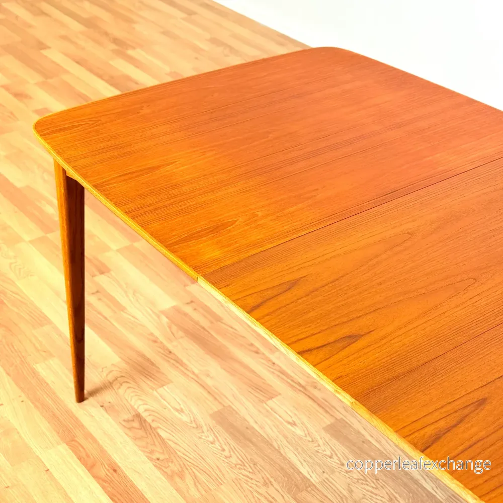 Svenskt matbord i teak och ek - Bild 3