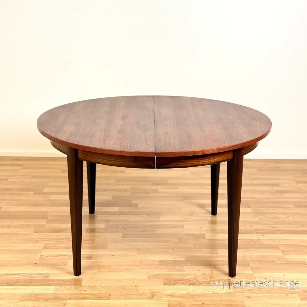 Runt matbord i santosrosenträ, 1950-60-tal, Danmark
