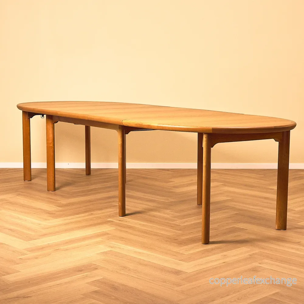 Danish large oval dining table in cherry by Skovby - Bild 2