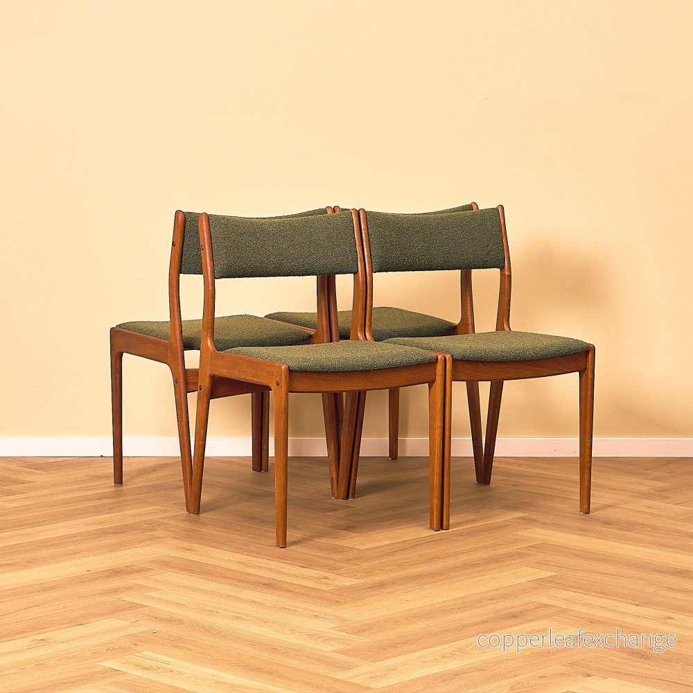 Teak Dining Chair by Johannes Andersen for Uldum Møbelfabrik Teak Dining Chair by Johannes Andersen for Uldum Møbelfabrik