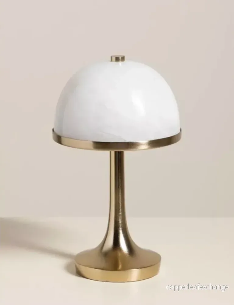 Uppladdningsbar bordslampa LIBERTÉ No.1