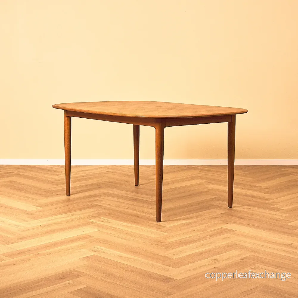 Danish oval dining table in teak by Skovmand & Andersen