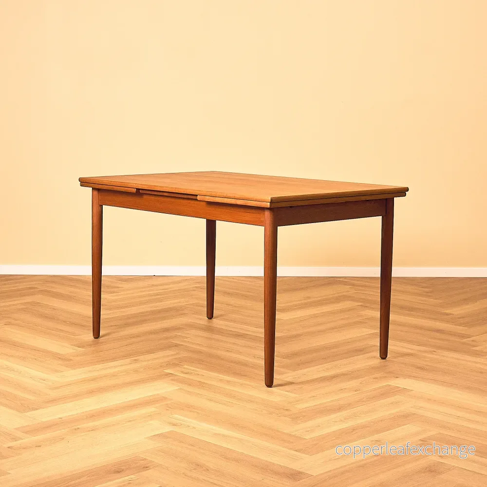 Teak Dining table with pull-out leaves