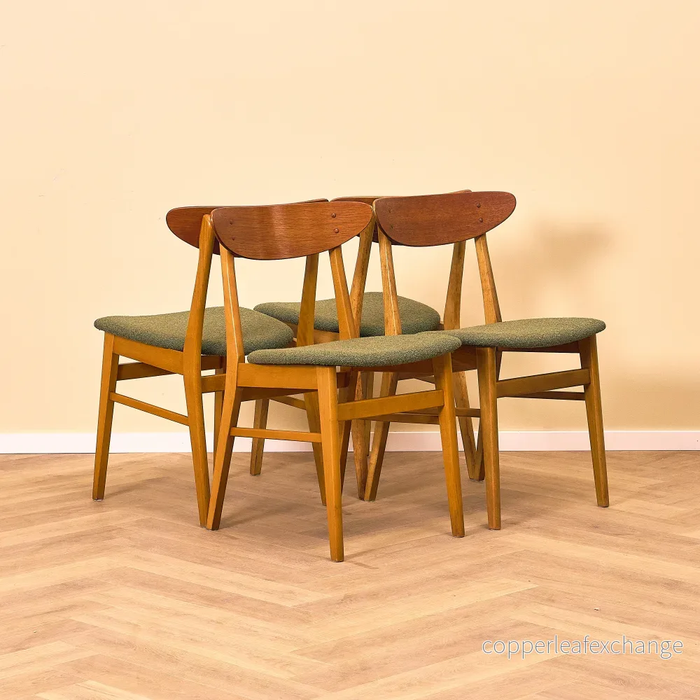 Matstolar i teak och bok från Farstrup, modell 210