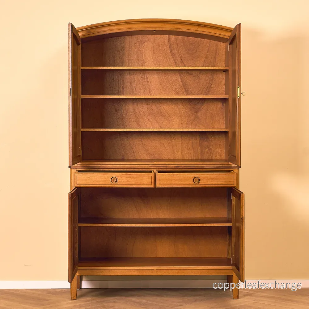 Svenskt förvaringsskåp i teak, modell 'Sörgården' av Bertil Fridhagen för AB Carlsson & Co - Bild 2