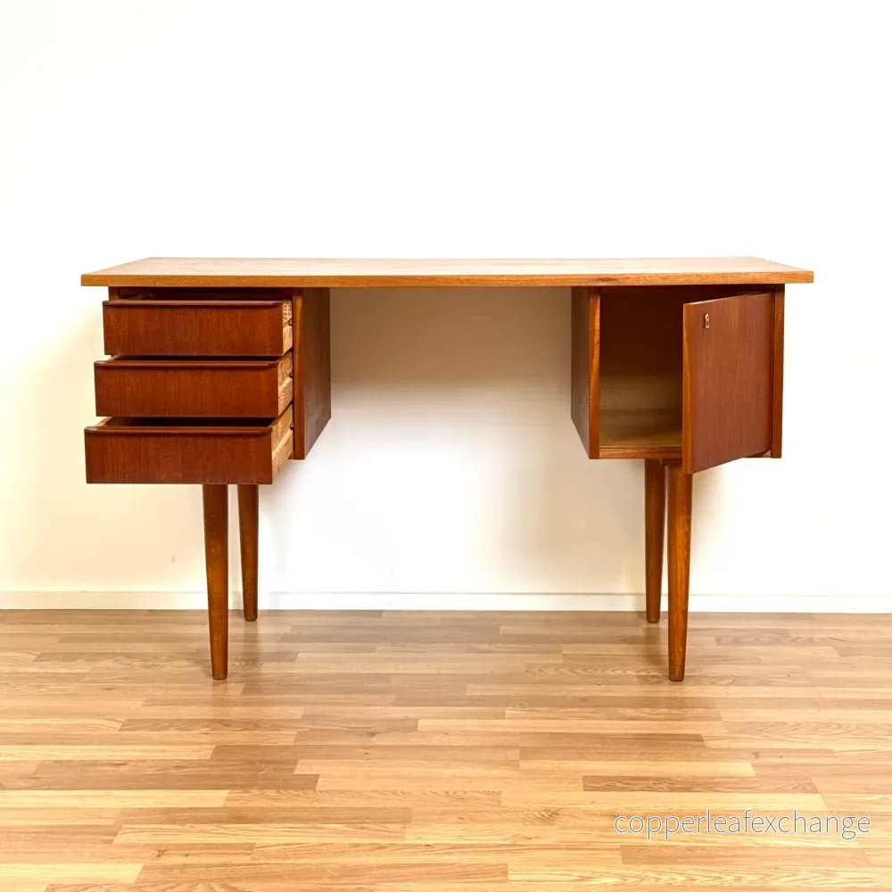 Dansk litet skrivbord i teak - Bild 2