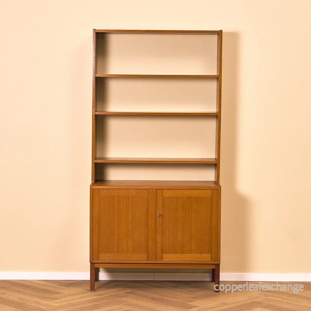 Svensk bokhylla i teak Svensk bokhylla i teak