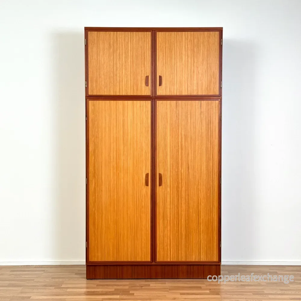 Unik stor garderob i teak av Omann Jun A/S, 1960-70-tal, Danmark Unik stor garderob i teak av Omann Jun A/S, 1960-70-tal, Danmark