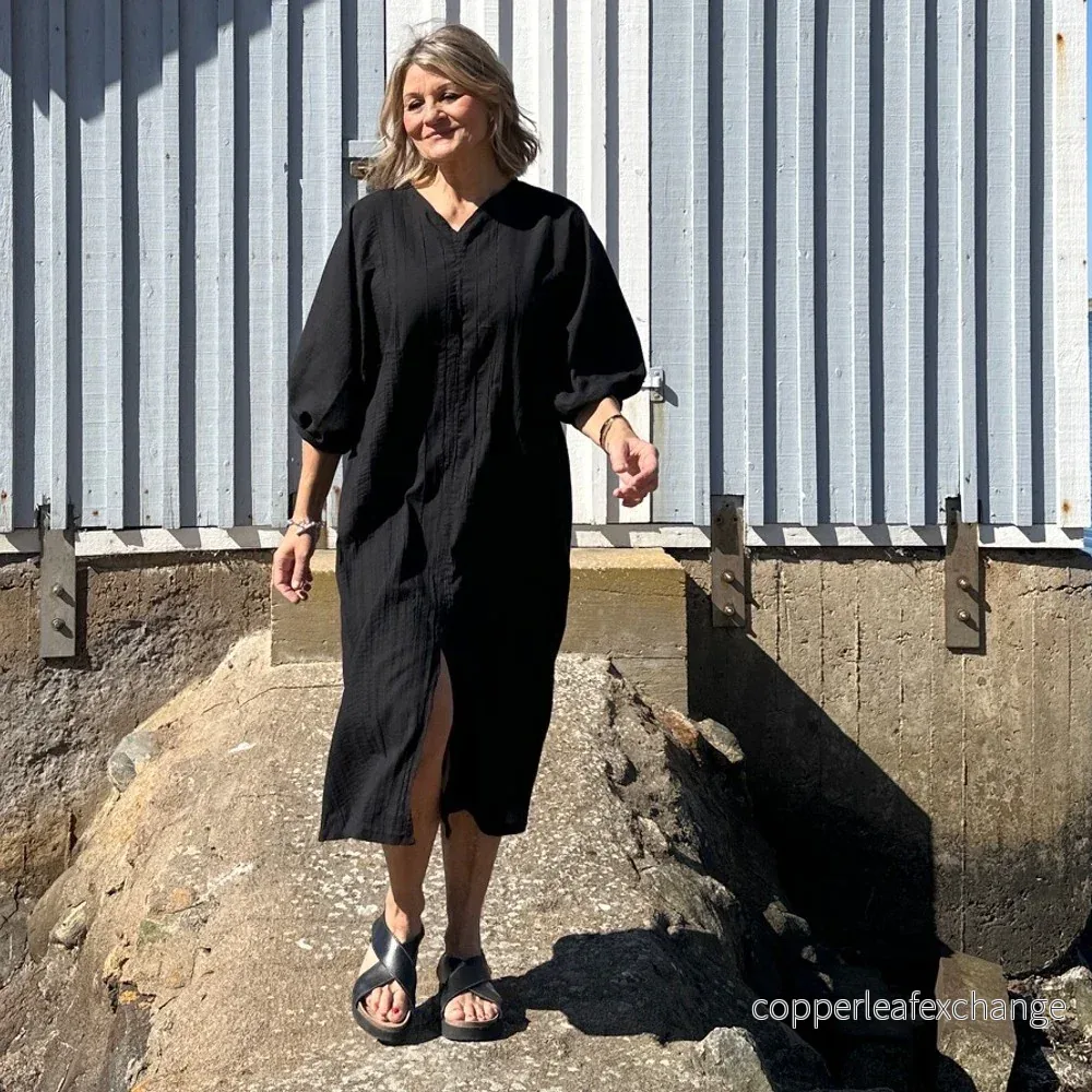 Hallin Sewing pattern Blouse and Dress Signe - Bild 2
