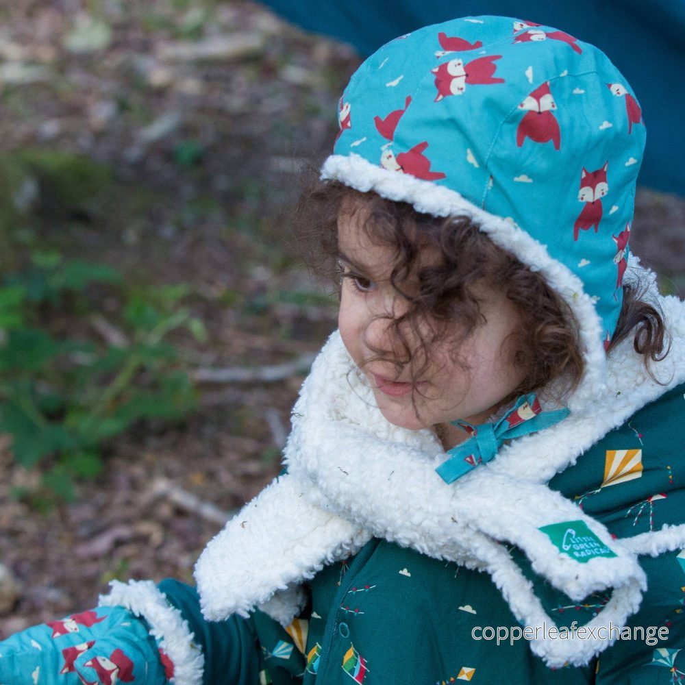 Sherpa-mössa Night Time Foxes | Little Green Radicals - Bild 2