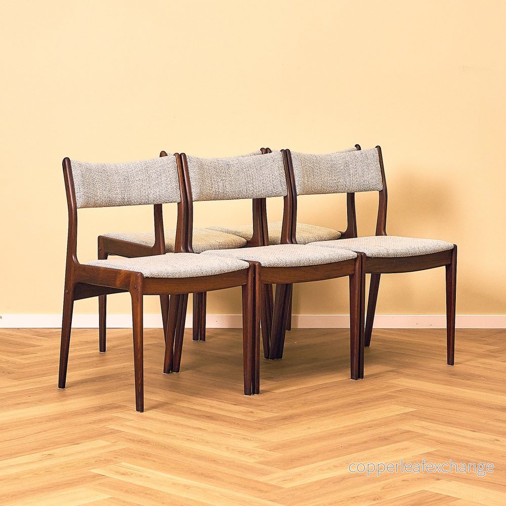 Danish dining chairs in Santos rosewood by Johannes Andersen for Uldum Mobelfabrik