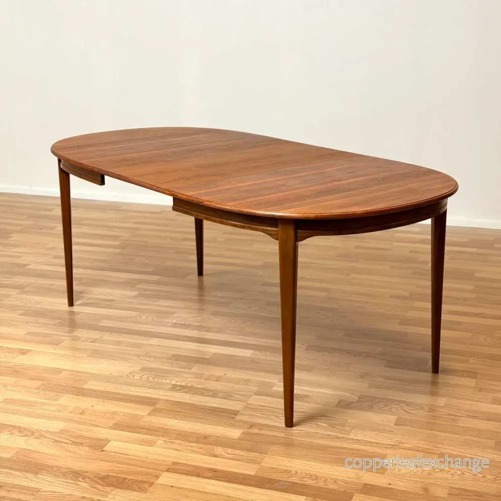 Oval matbord i teak av Svante Skogh, 1950-60-tal, Sverige - Bild 2