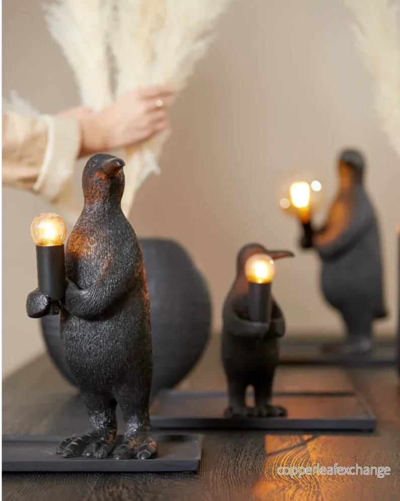 Bordslampa PENGUIN GLOW Big Bro
