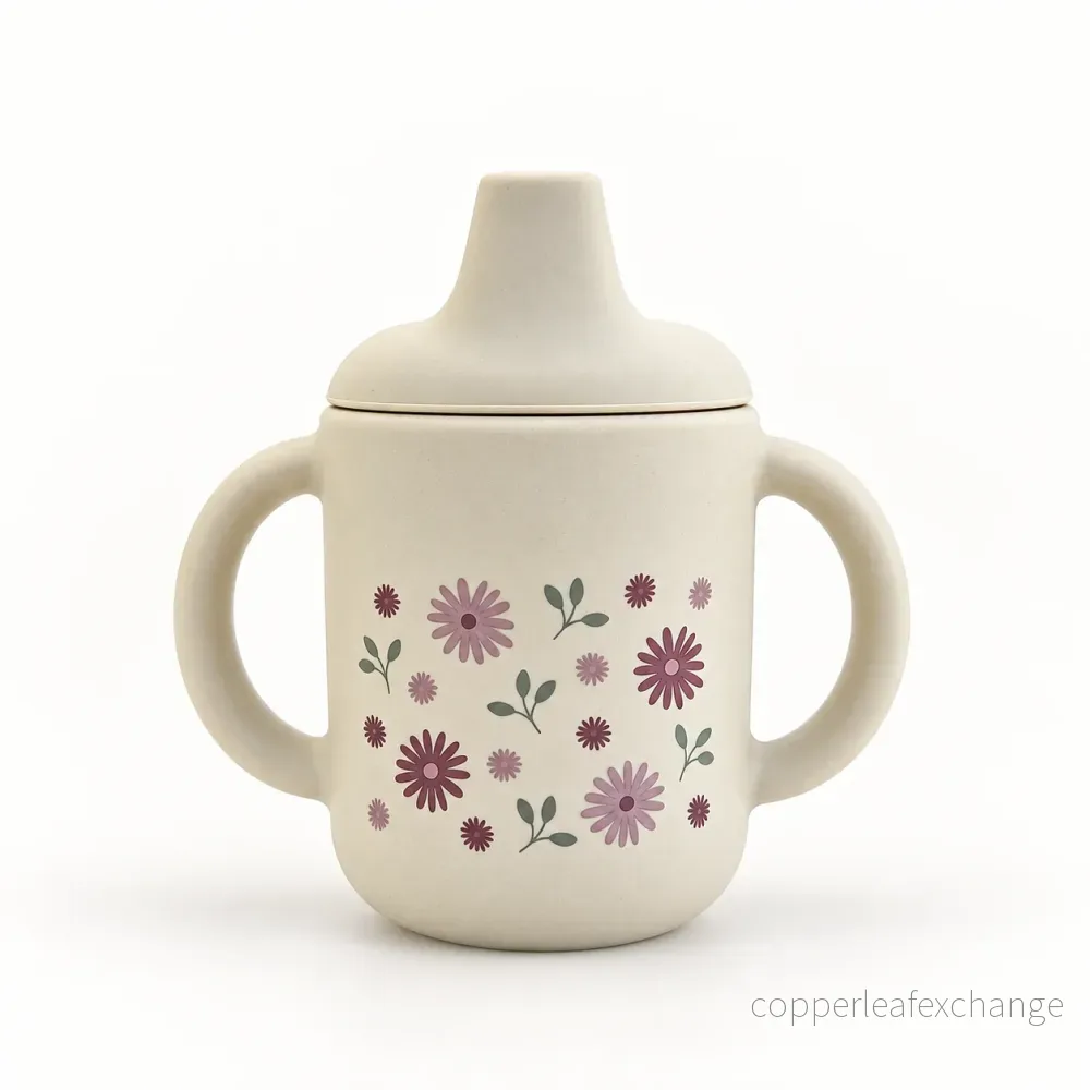 Spillfri silikonmugg med handtag – Sandshell Flowers