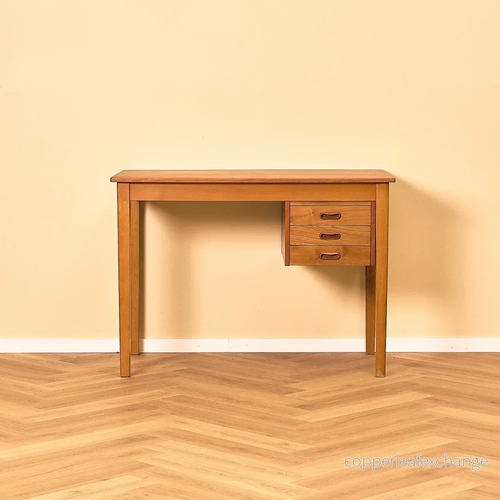 Small Swedish writing desk in teak and beech