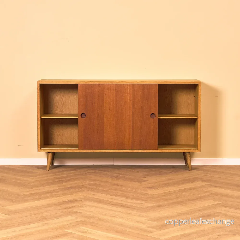Svensk sideboard i teak och ek av Børge Mogensen för Karl Andersson & Söner - Bild 2