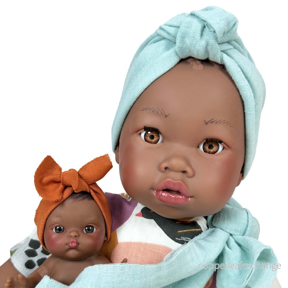 Docka Alika med baby – 40 cm - Bild 3