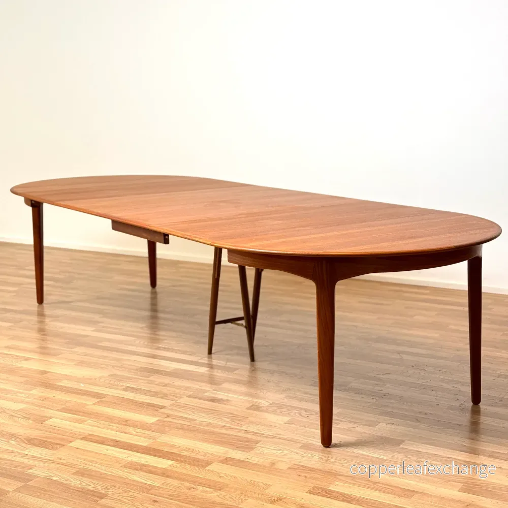 Rund matbord i teak, modell 62 från Sorö Stolefabrik, 1950-60-tal, Danmark
