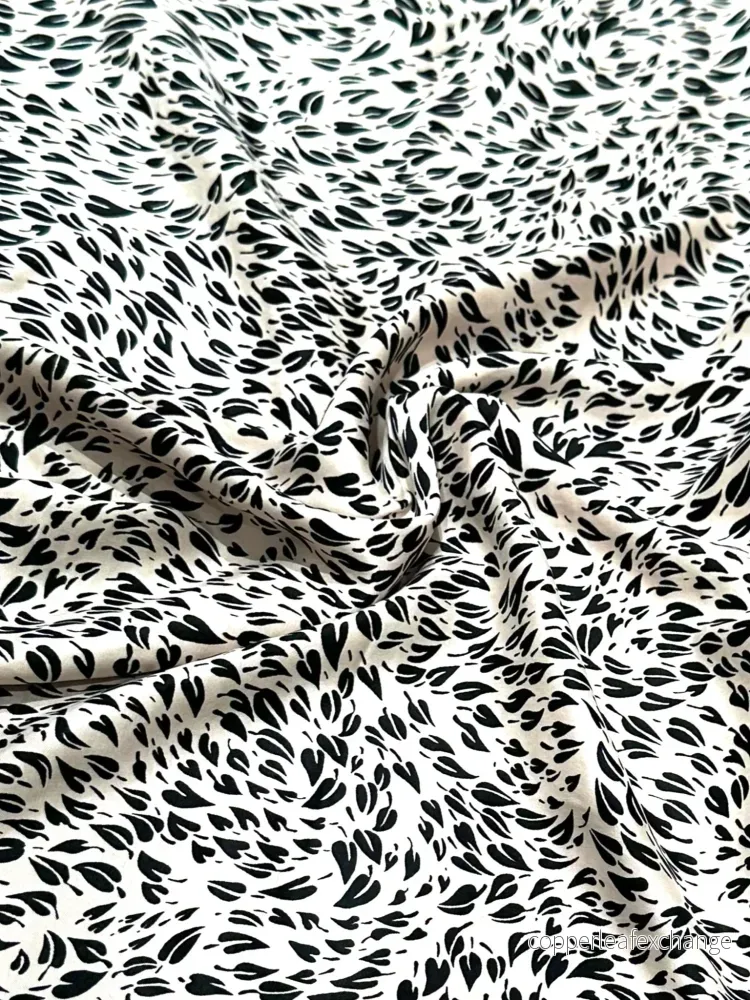 Patterned Viscose Cupro Fashion Fabric Party ”Leaves with the Wind”