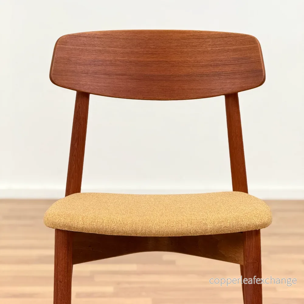 Set om 4 matstolar i teak av Harry Østergaard, 1950-60-tal, Danmark - Bild 2