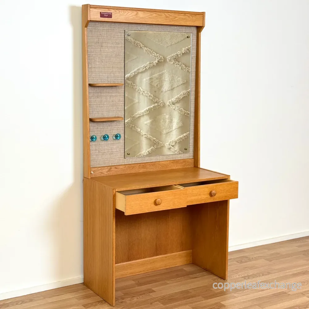 Sminkbord i ek med spegel, Sverige 1960-tal - Bild 3