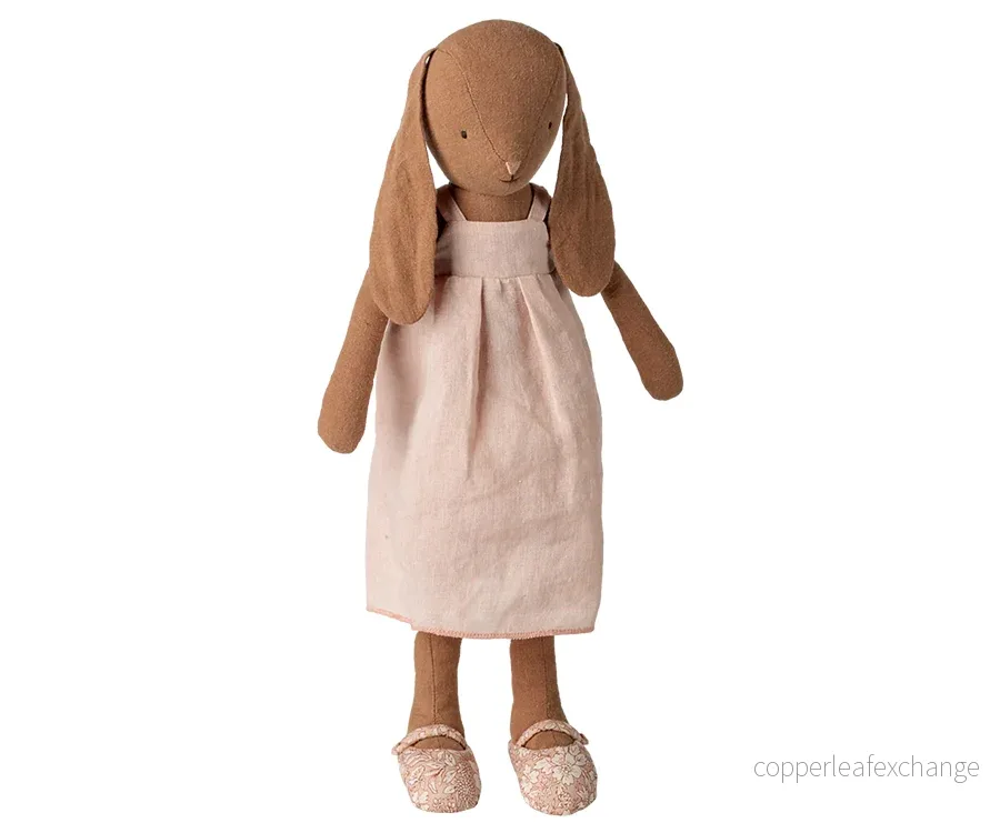 Maileg – Kanin, flicka i storlek 3 med rosa klänning och skor, bunny size 3