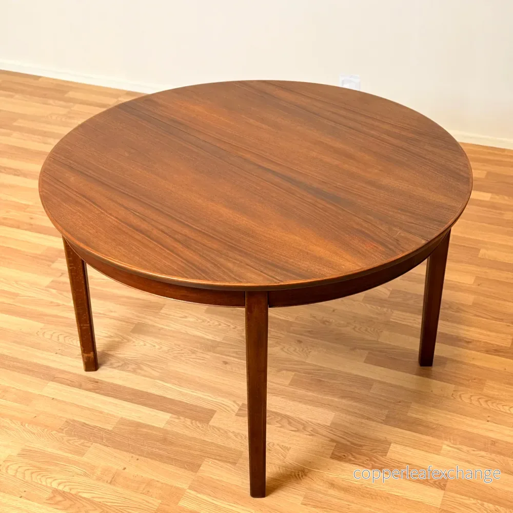 Dansk runt matbord i teak och bok - Bild 2