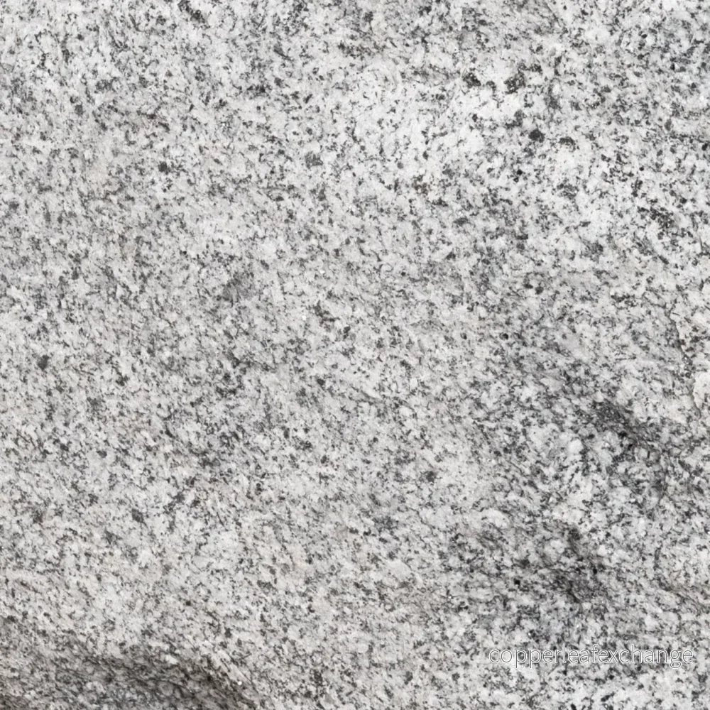 Bergama Granit Grå Råhuggen Materialprov