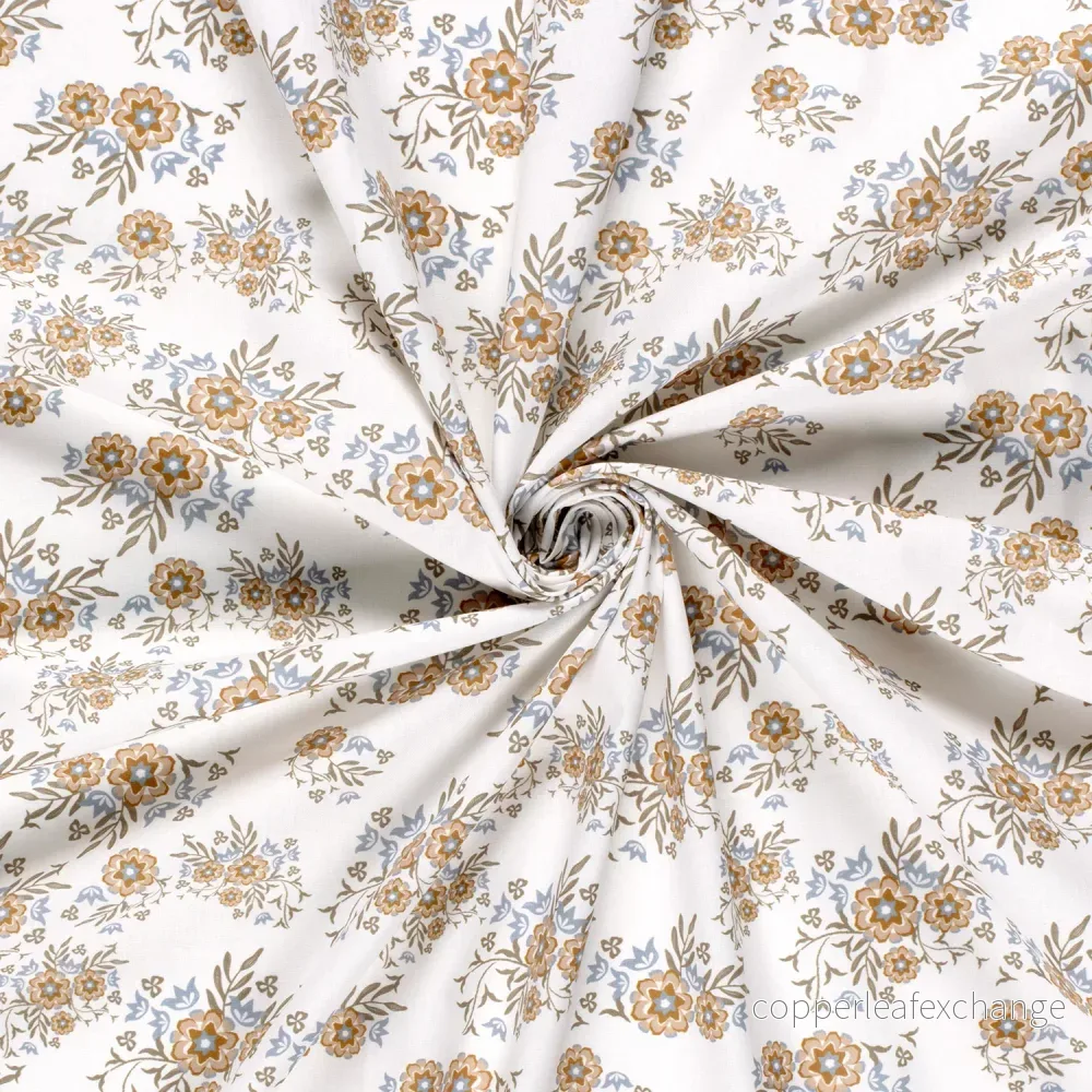 Cotton – Patterned – Poplin – Floral – Offwhite, blue – 051 Cotton – Patterned – Poplin – Floral – Offwhite, blue – 051