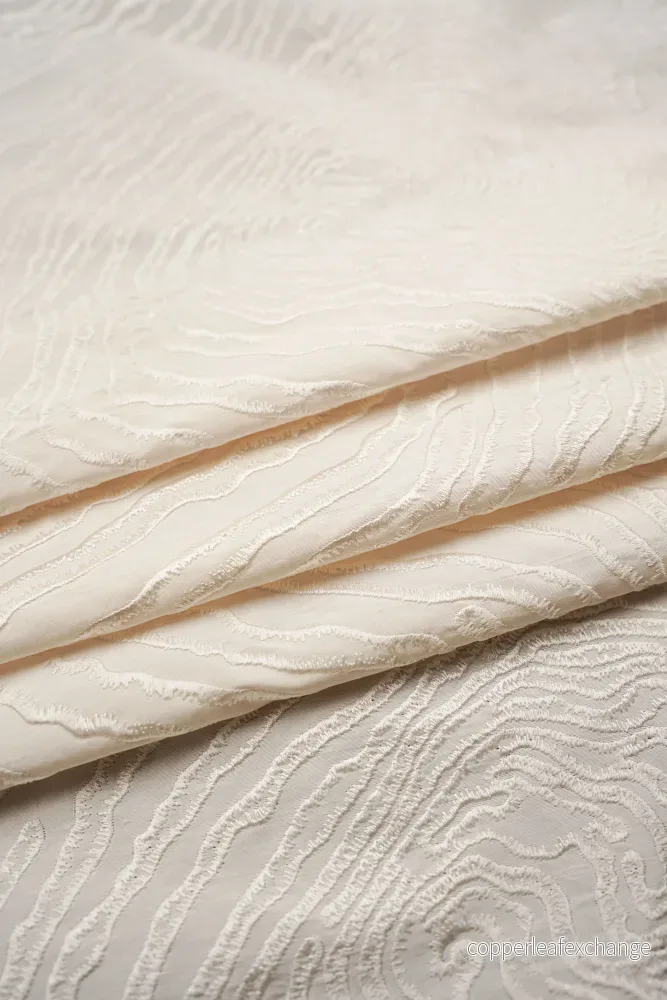 Thai silk – Embroidered – Zebra – Ivory Thai silk – Embroidered – Zebra – Ivory