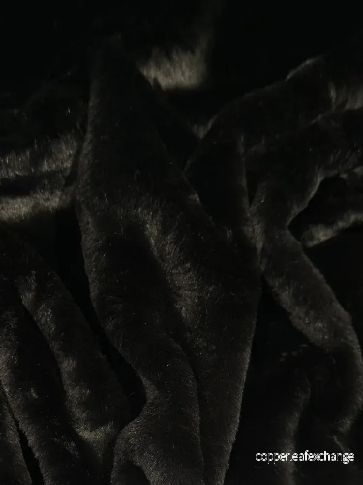 Deadstock – Faux Fur – Super Soft – Luster – Black – DP4