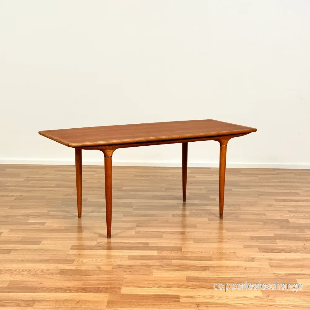 Soffbord i teak av Svante Skogh för Björkås möbelfabrik, 1950-60-tal, Sverige