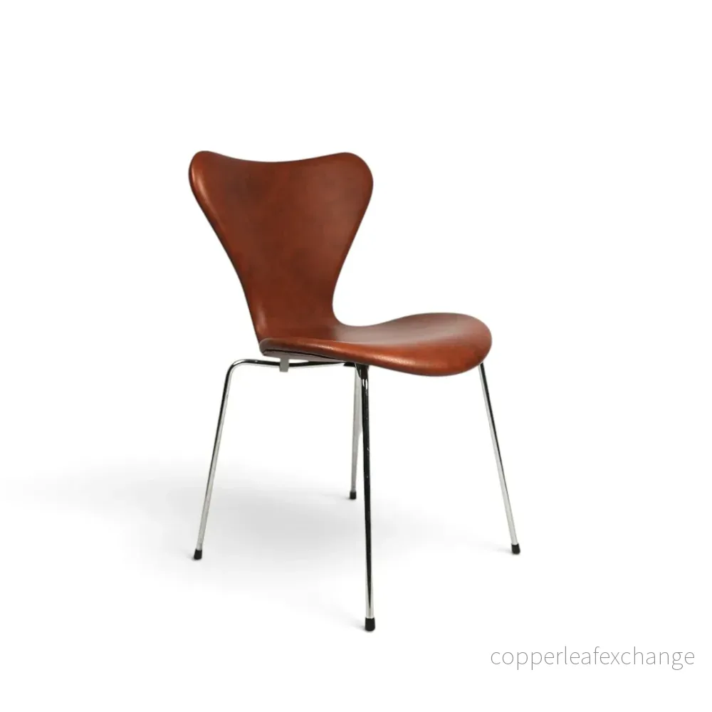 Arne Jacobsen, 7'er stol / Classic Soft Brandy - Bild 3