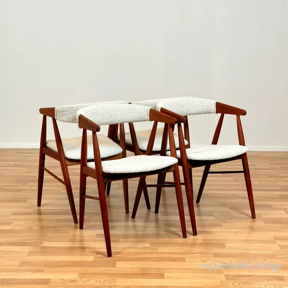 Set om 4 stolar i teak, av Ejner Larsen & Aksel Bender Madsen, 1950-60-tal, Danmark