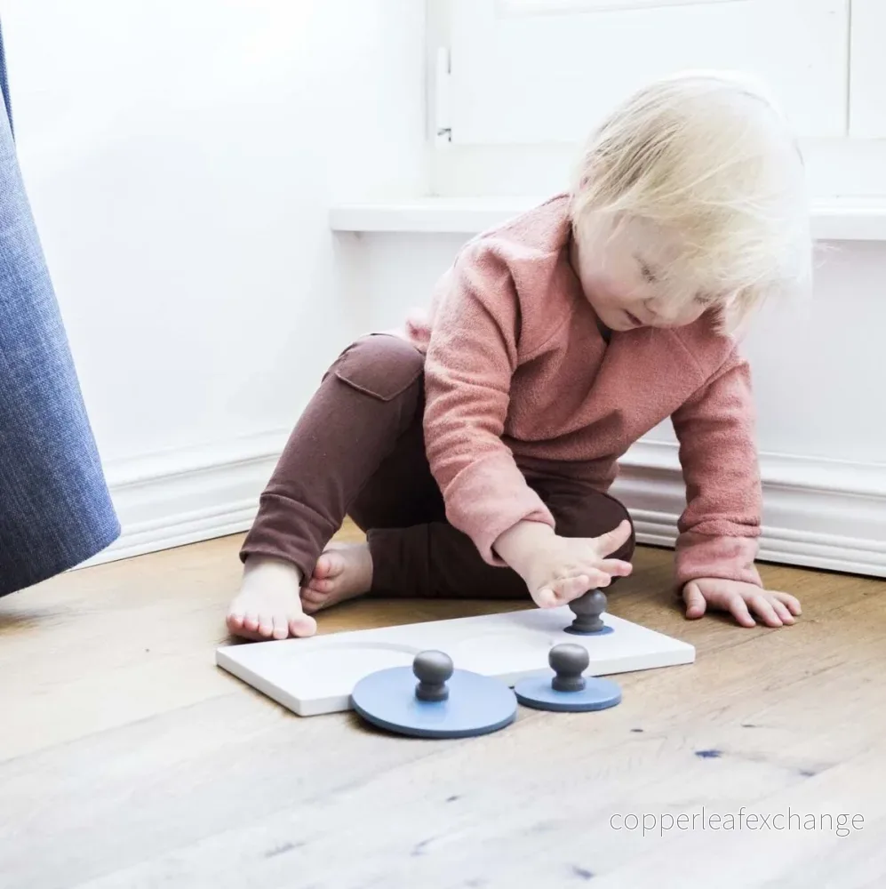 Handgjort Montessori pussel i trä – Cirklar Handgjort Montessori pussel i trä – Cirklar