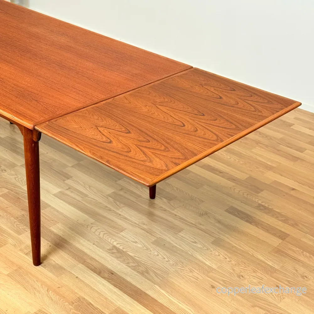 Dansk rektangulärt matbord i teak av Omann Jun möbelfabrik a/s - Bild 3