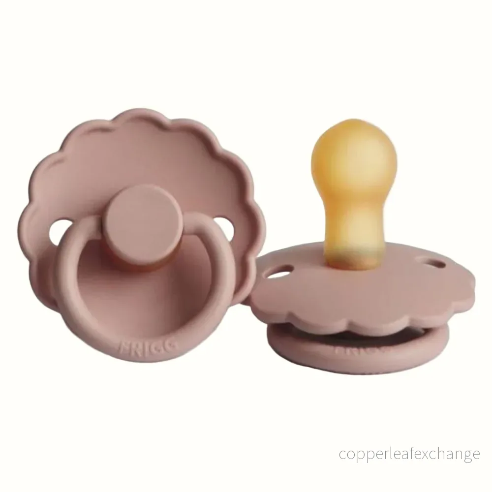 FRIGG Daisy napp – Blush 0–6 mån