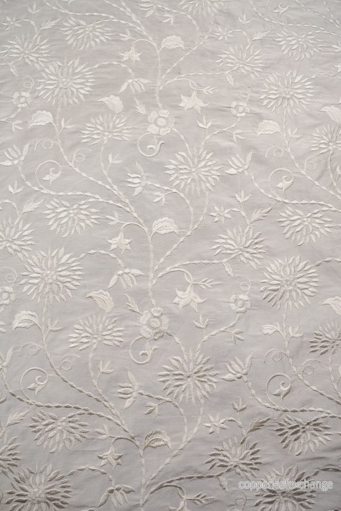 Thai silk – Embroidered – Flower – Snow white – 03 Thai silk – Embroidered – Flower – Snow white – 03