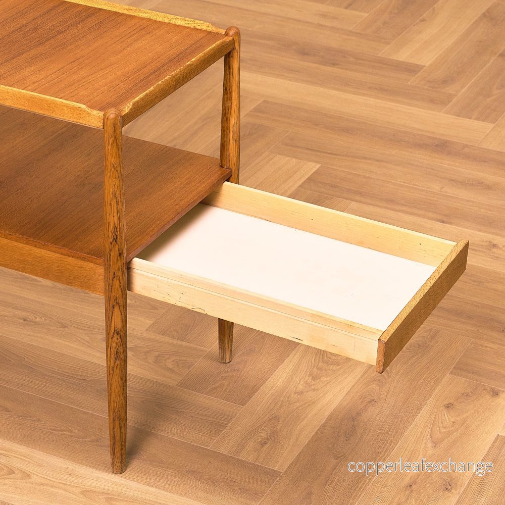Svenskt sidobord i teak och ek av Engström & Myrstrand för Tingströms, modell "Arena" - Bild 3