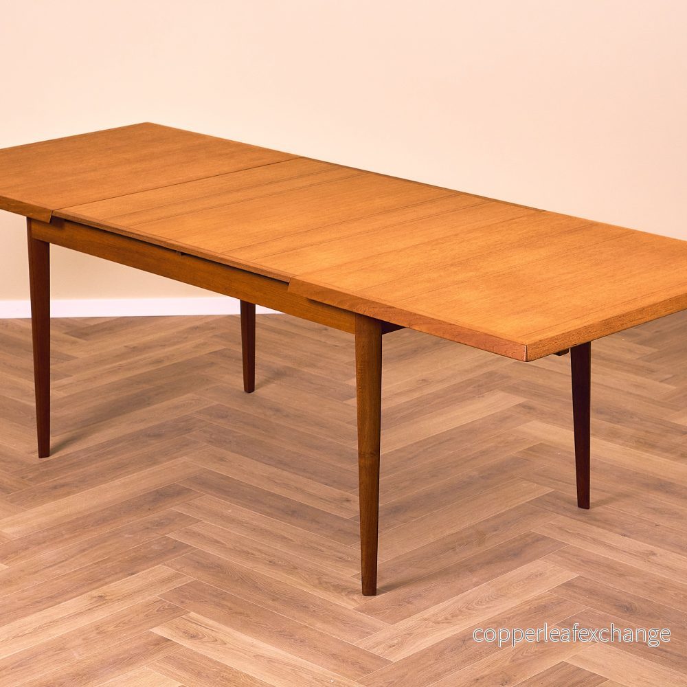 Danskt matbord i teak av Aage Schmidt Christensen för Fritz Hansen - Bild 2