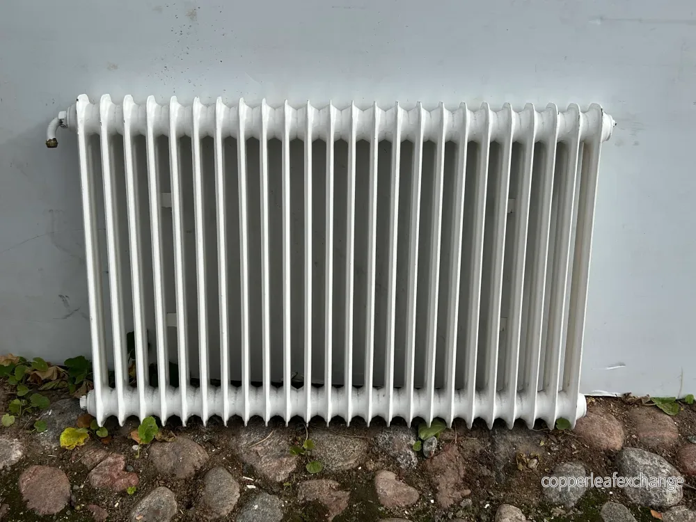 Vägghängd radiator 90x58x8 Vägghängd radiator 90x58x8