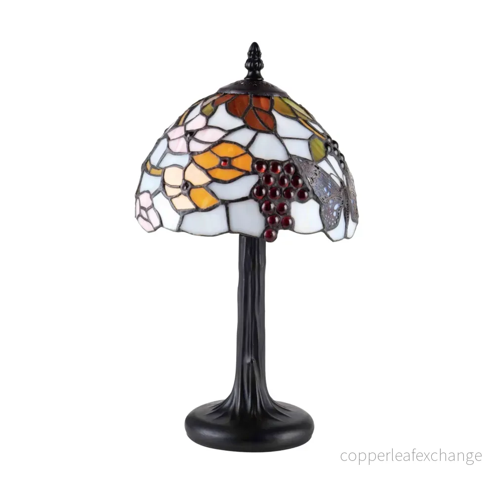 VINGÅRD Tiffany Bordlampa. H:34cm VINGÅRD Tiffany Bordlampa. H:34cm