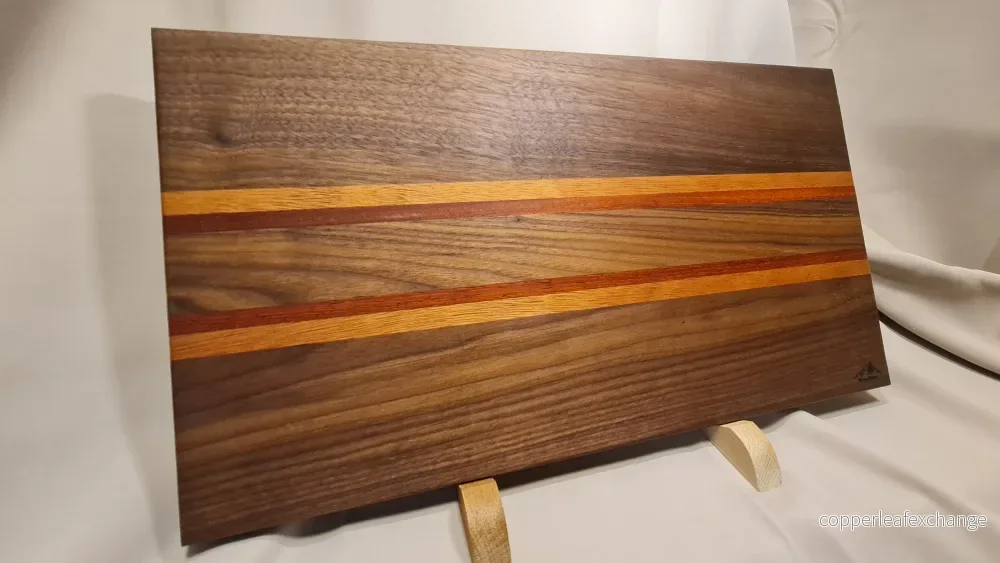 Exklusive Skärbräda i Valnöt, Padauk och Mahogny - Bild 2