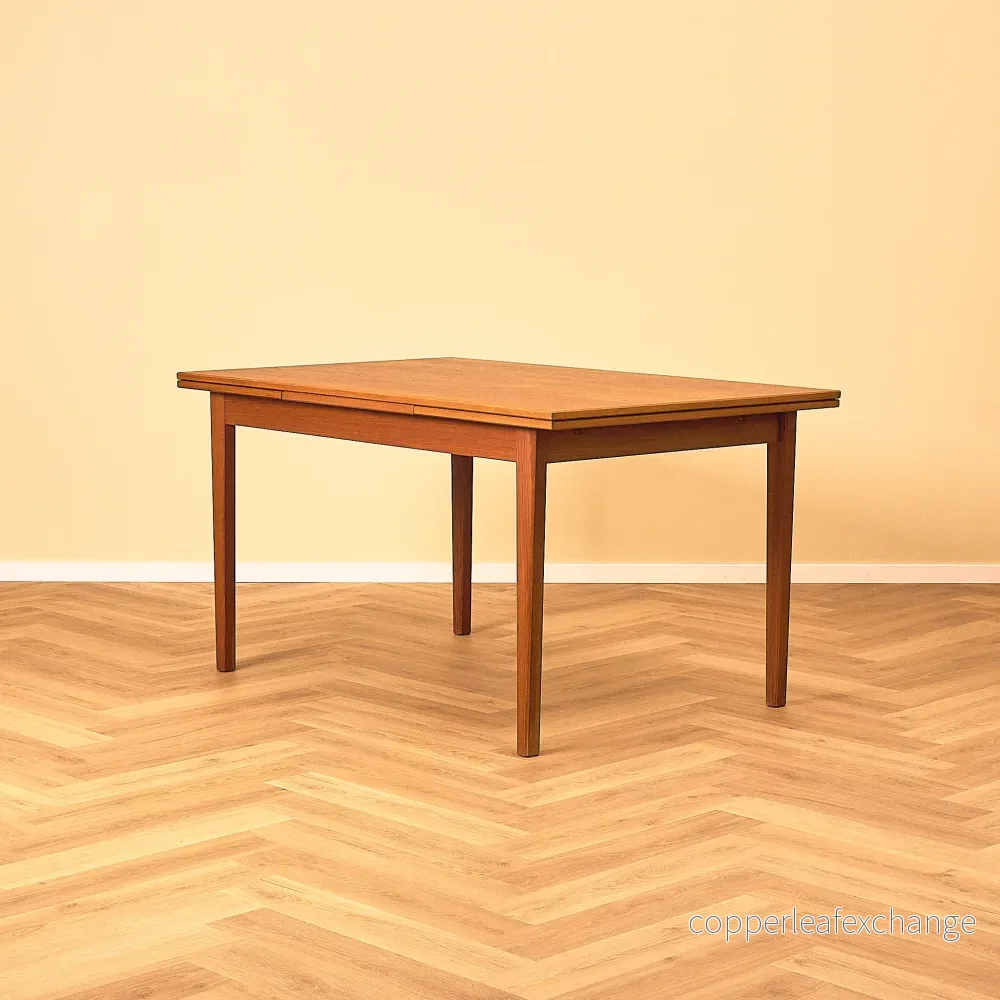 Danskt matbord i teak Danskt matbord i teak