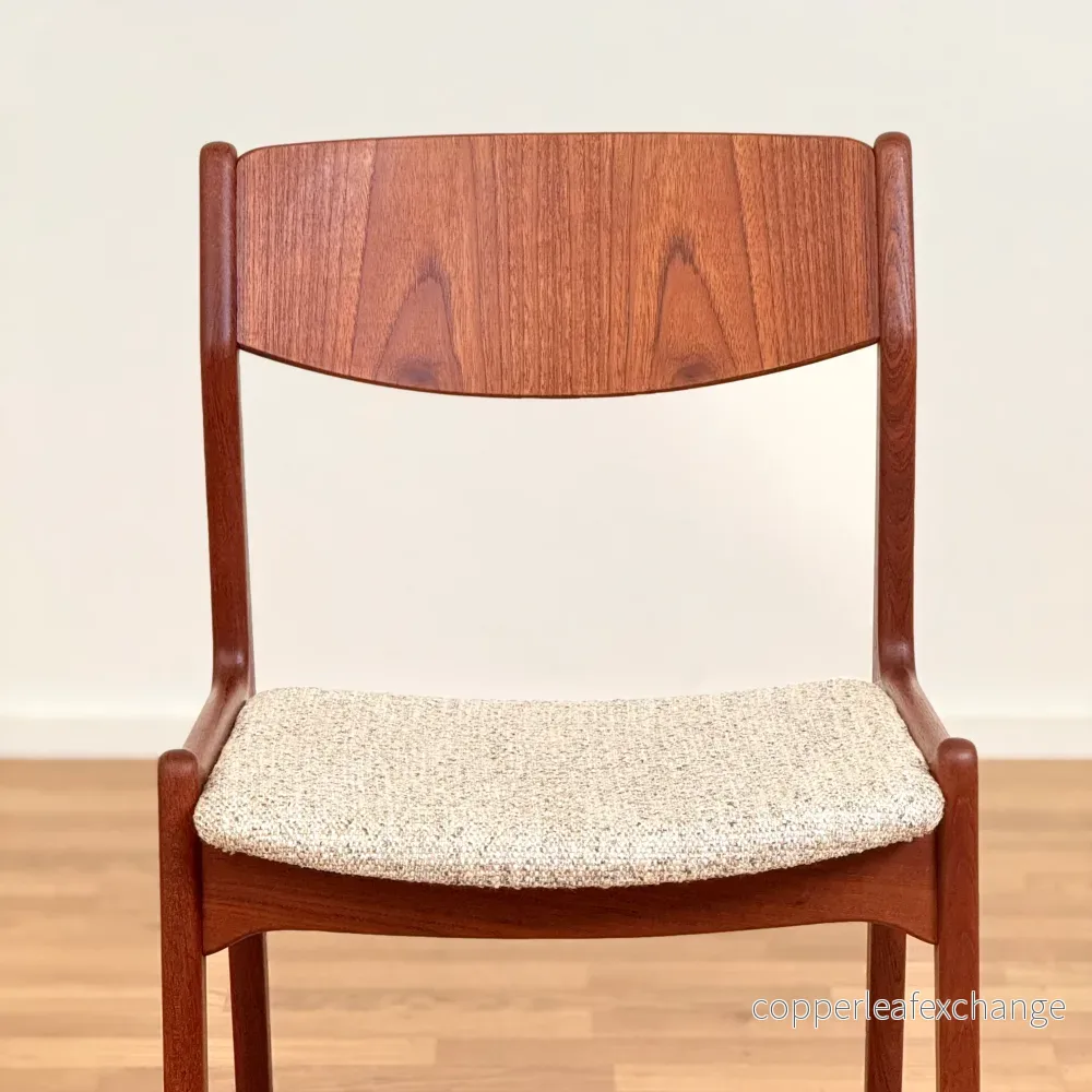 Set om 4 matstolar i massiv teak av Herning Kjaernulf, 1950-60-tal, Danmark - Bild 2