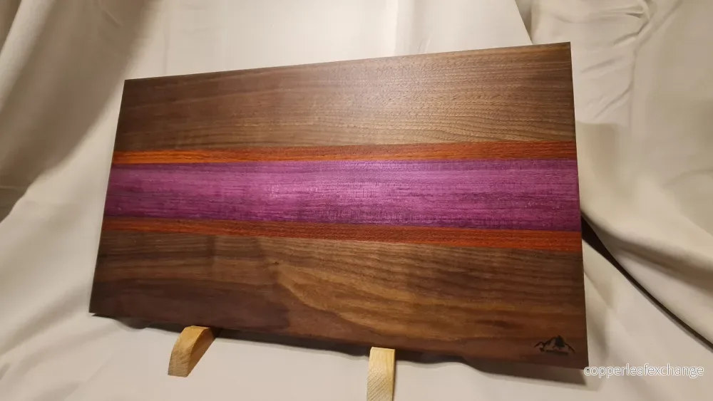 Väldigt exklusiv skärbräda i Valnöt, Purpleheart, Padouk och Mahogny - Bild 2