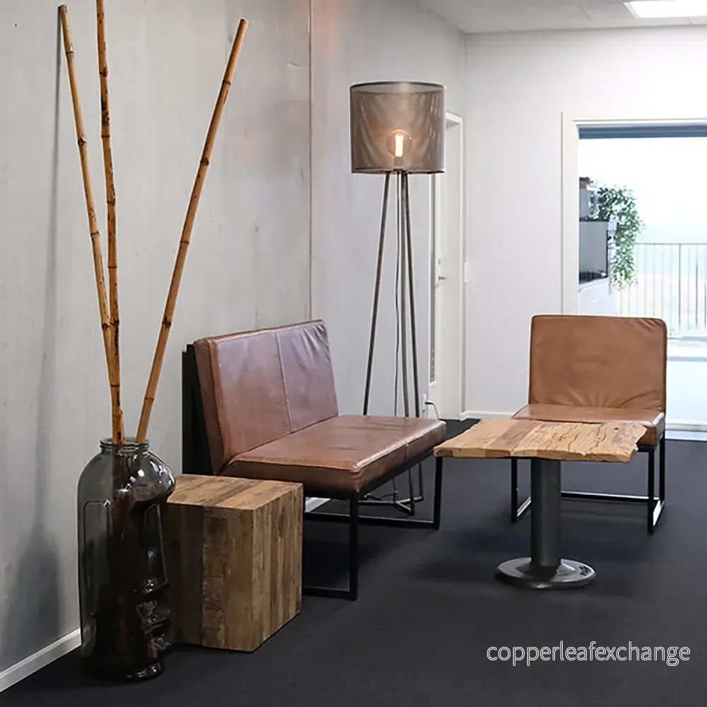 Golvlampa i industriell stil - Bild 2