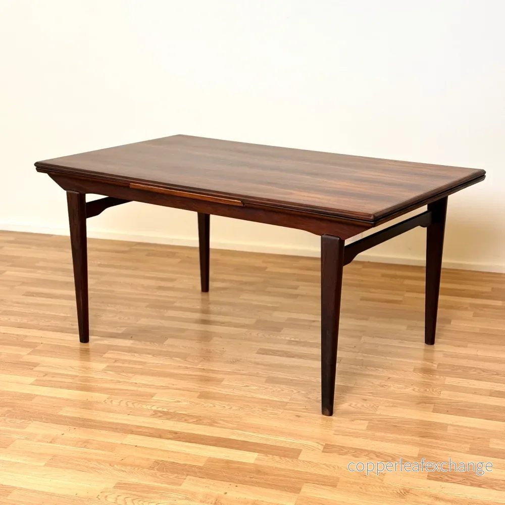 Matbord i santosrosenträ, 1950-60-tal