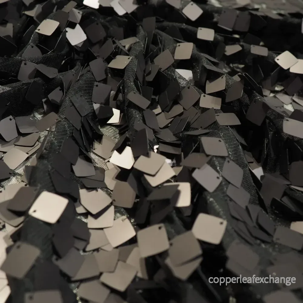 Sequins Square Matt Black